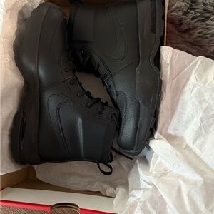Nike Boots 🥾